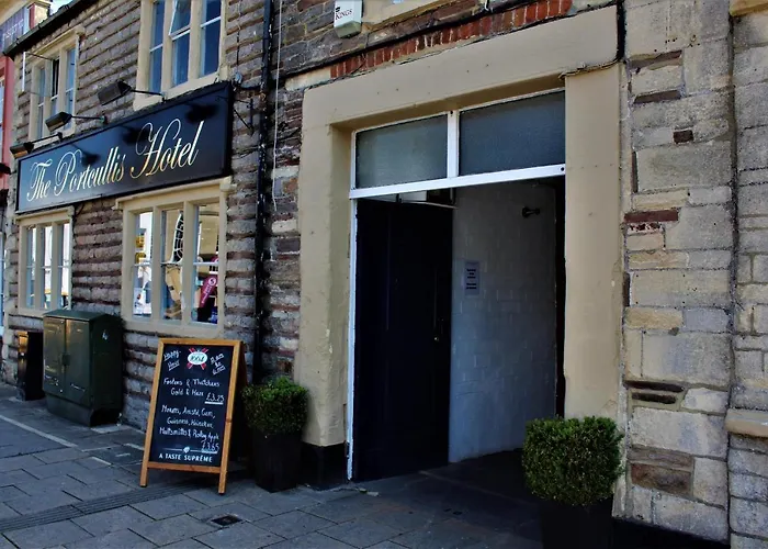 The Portcullis Hotel